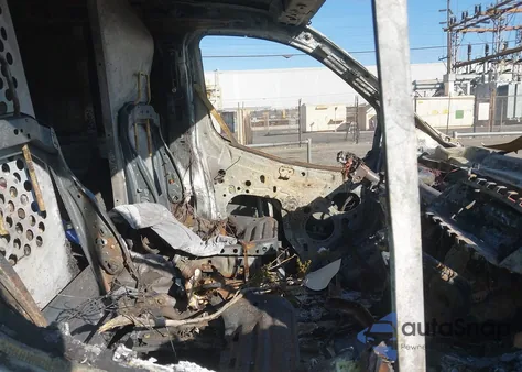 2016 Ford Transit-250 z USA, uszkodzony, nr VIN 1FTYR1ZM0GKB03826